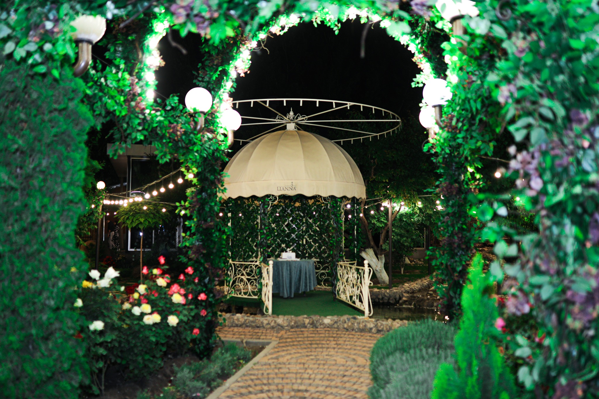 Lianna Garden Hall